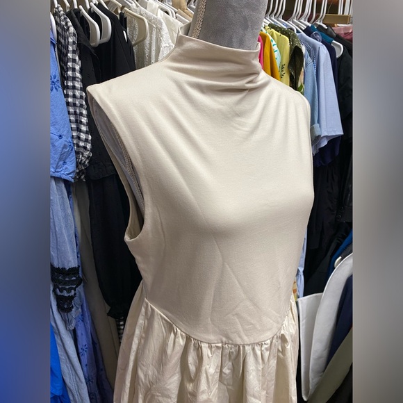 NWT J crew fitted mocked neck dress with poplin skirt - Picture 3 of 7